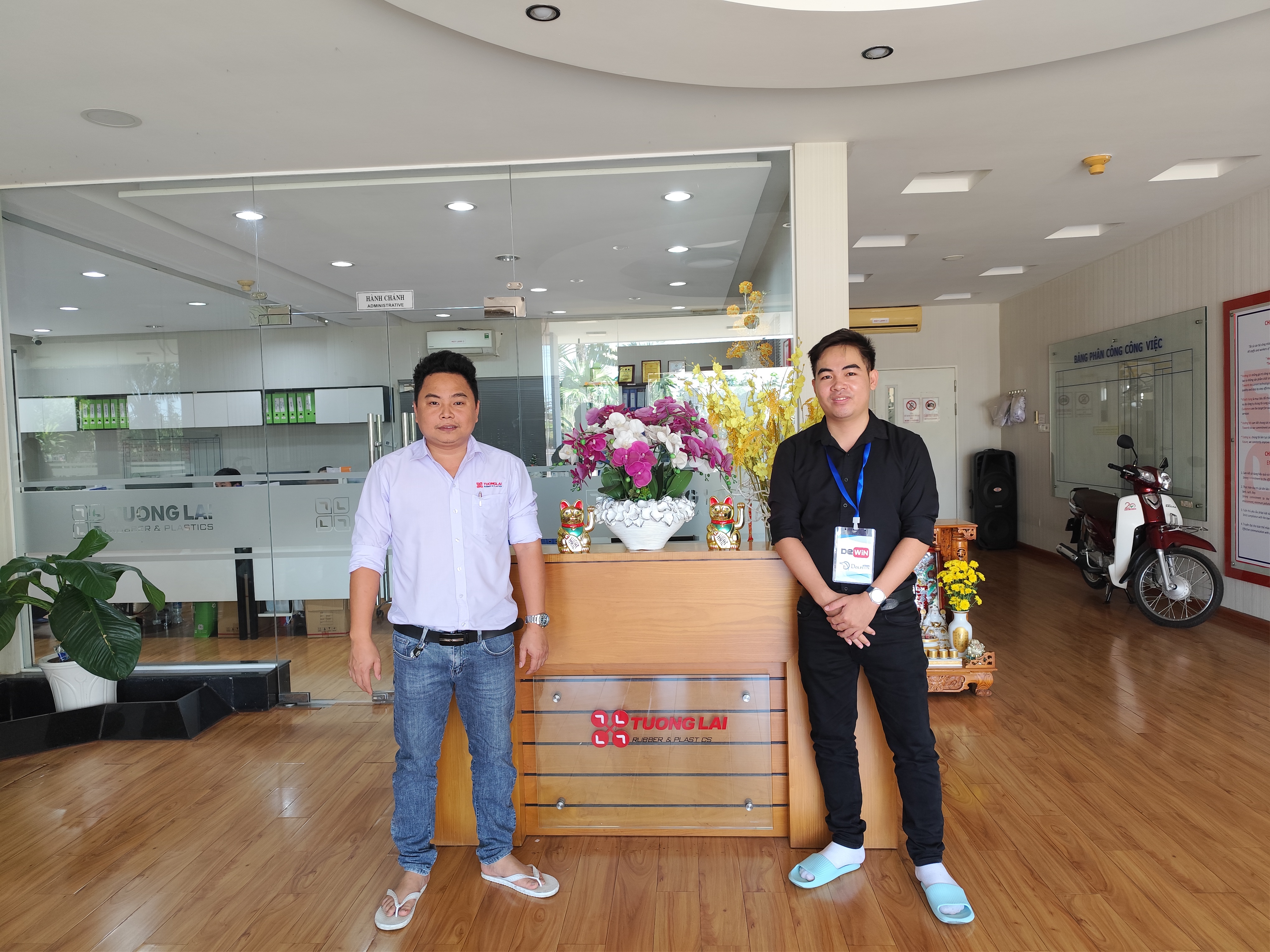 Photo with contacted person.jpg